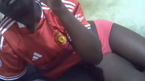 ebony_flower4 online show from October 19, 2025, 3:40 am