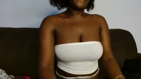 Snapshot of ebony_ghoddes chatting on October 29, 2025, 4:20 pm ebony online show from October 29, 2025, 4:20 pm