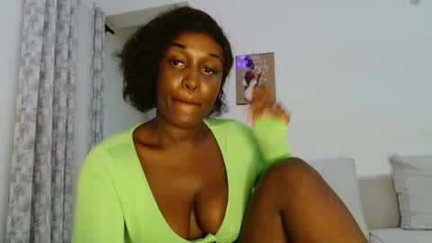 Snapshot of ebony_ghoddes chatting on January 19, 2026, 11:47 am ebony online show from January 19, 2026, 11:47 am