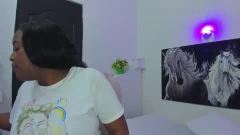 ebony_katterin online show from March 12, 2025, 1:47 am