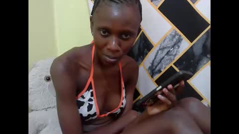 ebony_lisaaa online show from May 16, 2026, 11:31 am