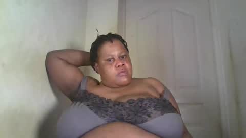 ebony_magixs online show from October 17, 2025, 3:20 am