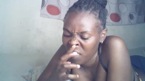 ebony_phoenix12 online show from October 13, 2025, 5:13 pm