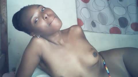 ebony_phoenix12 online show from October 21, 2025, 2:01 am