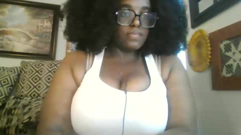 ebonybigtitqueen0 online show from May 20, 2026, 10:16 pm