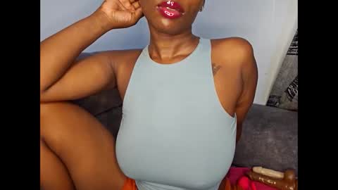 Ebony Melanie online show from November 11, 2025, 11:27 pm