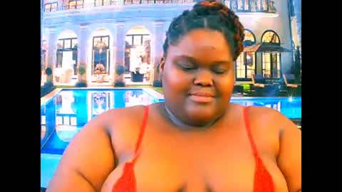 ebonyhotbuns4u2luv online show from February 14, 2026, 9:33 pm