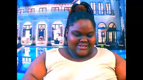 ebonyhotbuns4u2luv online show from April 16, 2026, 8:53 pm