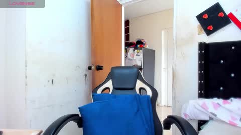 Snapshot of ebonylatinx chatting on January 20, 2025, 5:48 pm Angela online show from January 20, 2025, 5:48 pm