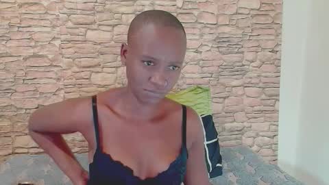 Cindy online show from April 21, 2026, 1:42 am