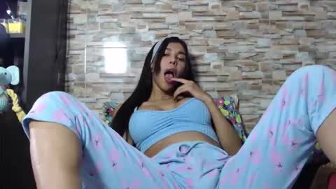 ebonyxprincess online show from April 24, 2026, 2:03 am