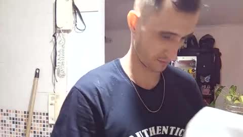 Edd Gallego online show from September 17, 2025, 2:02 am