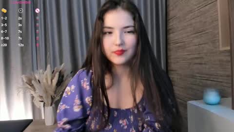 Viola online show from February 10, 2025, 5:09 pm