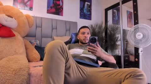 edahi1386 online show from September 13, 2025, 11:04 pm