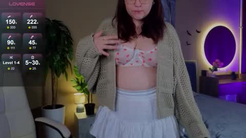      online show from November 18, 2025, 6:51 am