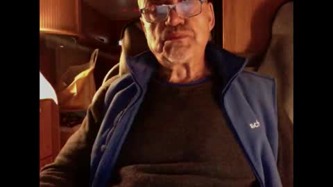 eddelmar online show from January 1, 2025, 4:39 pm