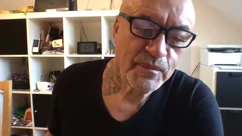 eddelmar online show from March 11, 2025, 7:37 am