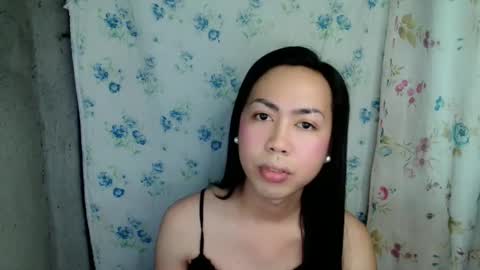 eddfox001 online show from June 6, 2026, 7:35 am