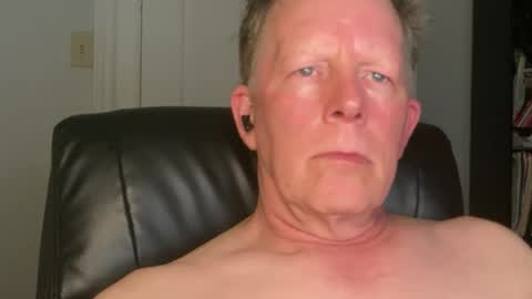 Snapshot of eddygl1968 chatting on June 30, 2026, 2:23 am Eddy online show from June 30, 2026, 2:23 am