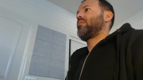 EdgeM online show from January 1, 2025, 10:46 pm