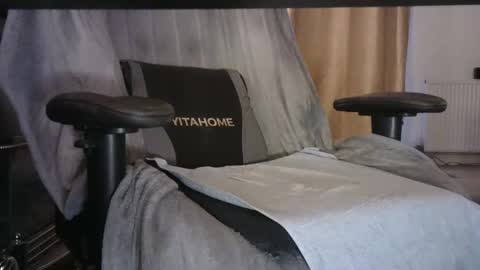 edged biker online show from April 19, 2026, 7:27 pm