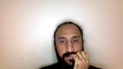 edgeuk1 online show from December 3, 2025, 9:57 pm
