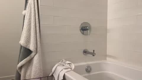 Dad online show from February 12, 2025, 4:11 pm