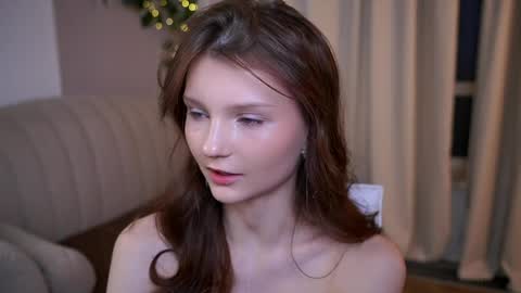 Lisa  online show from April 1, 2026, 11:24 pm