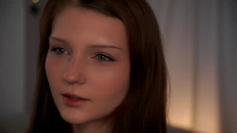 Lisa  online show from April 22, 2026, 11:06 pm