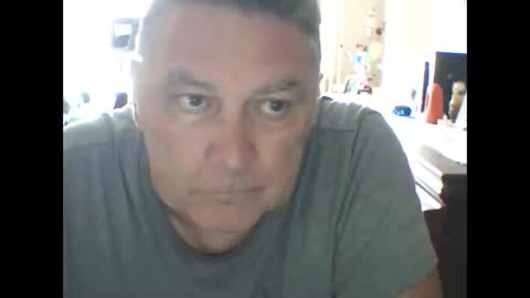 Snapshot of edje59a chatting on June 2, 2026, 8:38 am Eddy online show from June 2, 2026, 8:38 am