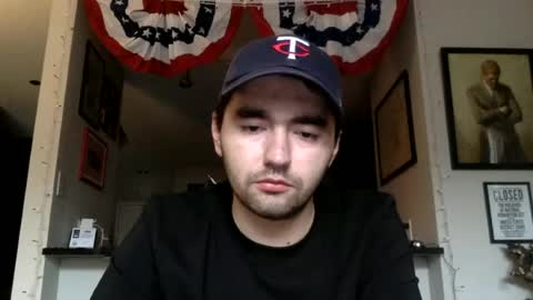 Snapshot of edmundfitz75 chatting on June 24, 2026, 12:31 am EddieFitz75 online show from June 24, 2026, 12:31 am