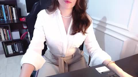 eduard_amun online show from October 1, 2025, 12:55 pm