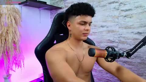 EDWARD CLARCK online show from January 16, 2025, 3:45 am