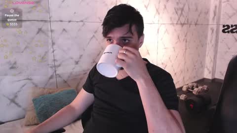 Eduardo online show from January 14, 2026, 3:34 am