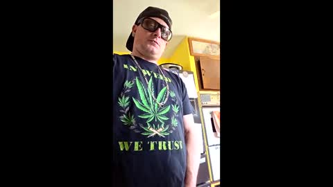 edwardaims_2please online show from March 29, 2026, 5:46 pm