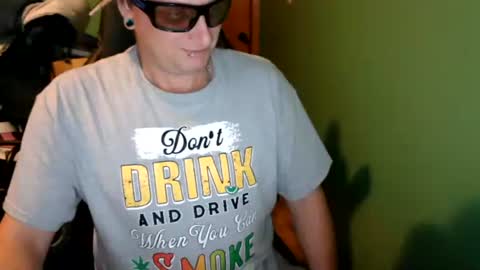 Snapshot of edwardaims_2please chatting on June 22, 2026, 2:57 am edwardaims_2please online show from June 22, 2026, 2:57 am