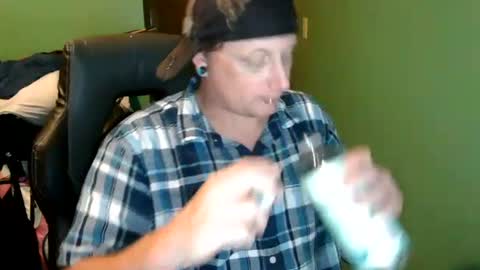 Snapshot of edwardaims_2please chatting on June 29, 2026, 3:13 am edwardaims_2please online show from June 29, 2026, 3:13 am