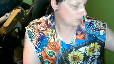 Snapshot of edwardaims_2please chatting on July 2, 2026, 3:23 am edwardaims_2please online show from July 2, 2026, 3:23 am