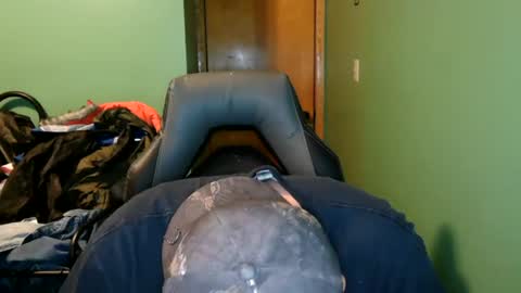 Snapshot of edwardaims_2please chatting on July 26, 2026, 2:20 am edwardaims_2please online show from July 26, 2026, 2:20 am