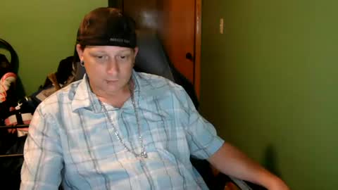 Snapshot of edwardaims_2please chatting on July 28, 2026, 1:45 am edwardaims_2please online show from July 28, 2026, 1:45 am