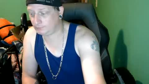 Snapshot of edwardaims_2please chatting on August 1, 2026, 3:00 pm edwardaims_2please online show from August 1, 2026, 3:00 pm
