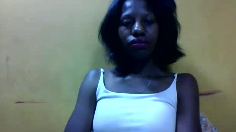 edwige770943 online show from April 22, 2026, 4:48 am