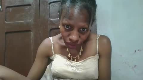 Snapshot of edwige770943 chatting on June 2, 2026, 8:11 pm edwige770943 online show from June 2, 2026, 8:11 pm