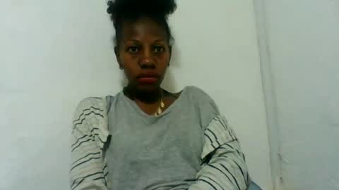 Snapshot of edwige770943 chatting on June 17, 2026, 4:15 am edwige770943 online show from June 17, 2026, 4:15 am