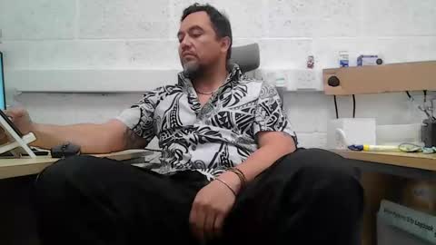 EdM online show from April 20, 2026, 9:34 am