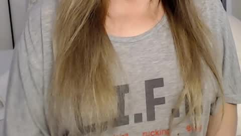 eelena4kiss online show from February 12, 2025, 8:07 pm