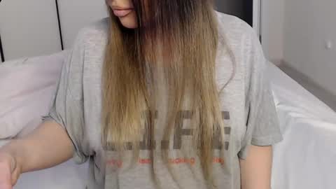 eelena4kiss online show from February 21, 2025, 3:10 pm