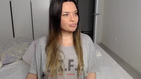 eelena4kiss online show from March 2, 2025, 4:53 pm