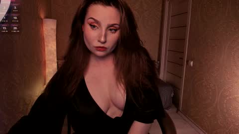 eesmaaarr online show from February 19, 2026, 12:17 am