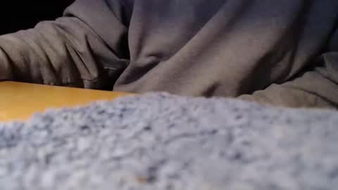 eeyoreeeyore online show from November 13, 2025, 3:16 am